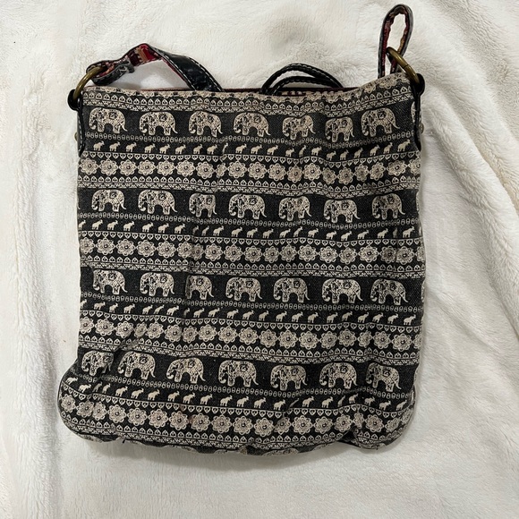 Boho Crossbody Bag - Picture 3 of 7